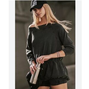 FP Movement Rush Hour Set Black M – Off-Shoulder Top & Sporty Shorts